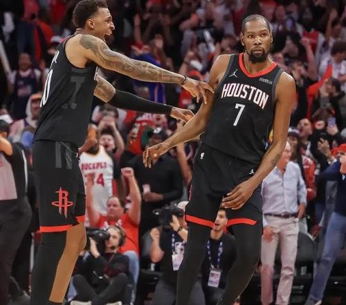 怀特卓越非,仅发带助力,冠军阵容坚,亿万28(中国)官方网站,亿万28官网入口,亿万28官网下载,亿万28官网登录